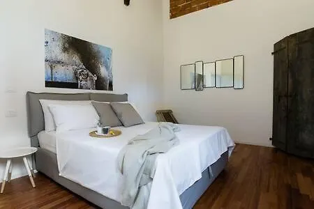 Charme Appartamento Immerso Tra Le Mura Bolognesi Extérieur photo